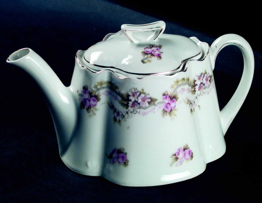 SCR224 Teapot & Lid by Scherzer-1