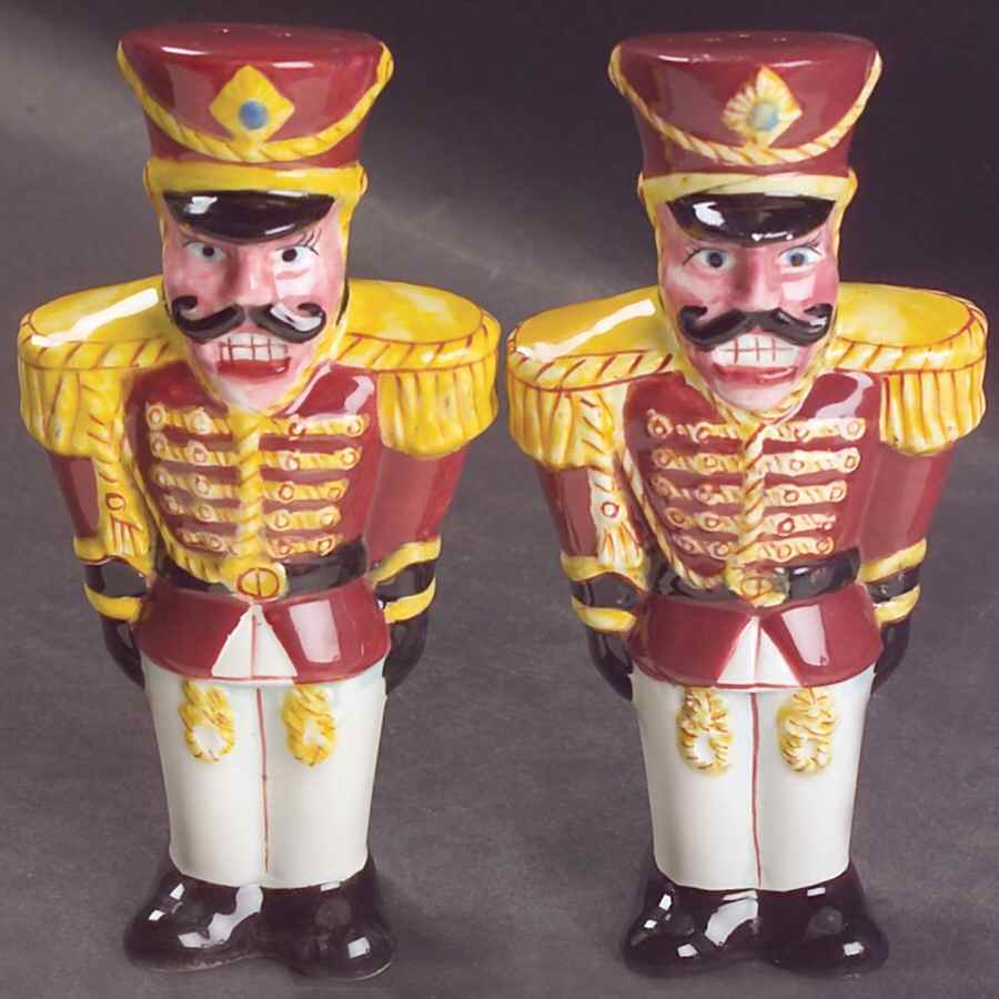 Christopher's Tree (Portugal) Figural Salt and Pepper by Zrike-1