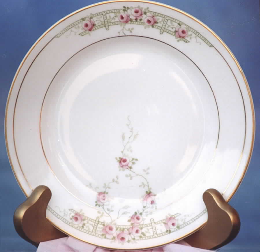 9584 Dinner Plate by Scherzer-1
