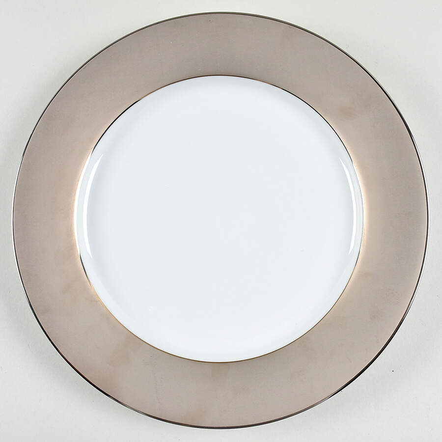 Charger Matte Platinum Service Plate (Charger) by Zrike-1