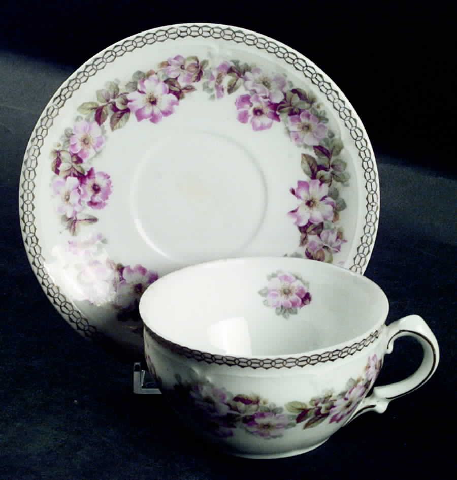 SCR238 Flat Cup & Saucer Set by Scherzer-1