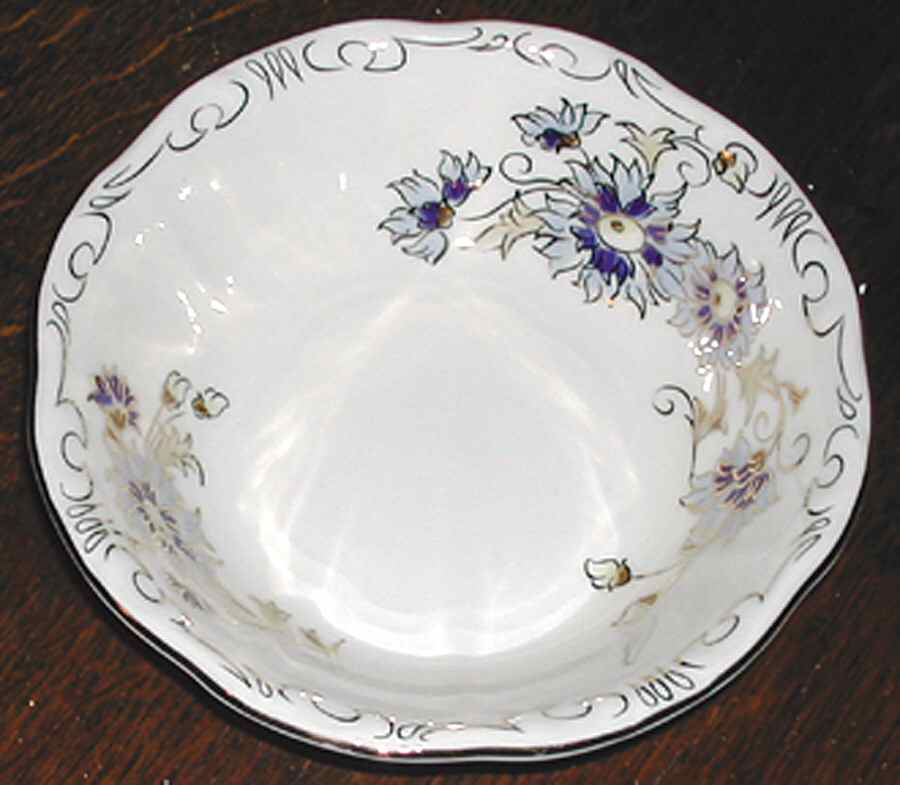 9335-059 Rim Soup Bowl by Zsolnay-1