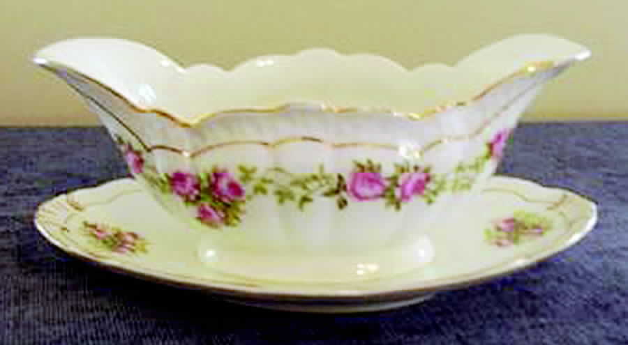 SCR257 Gravy Boat with Attached Underplate by Scherzer-1