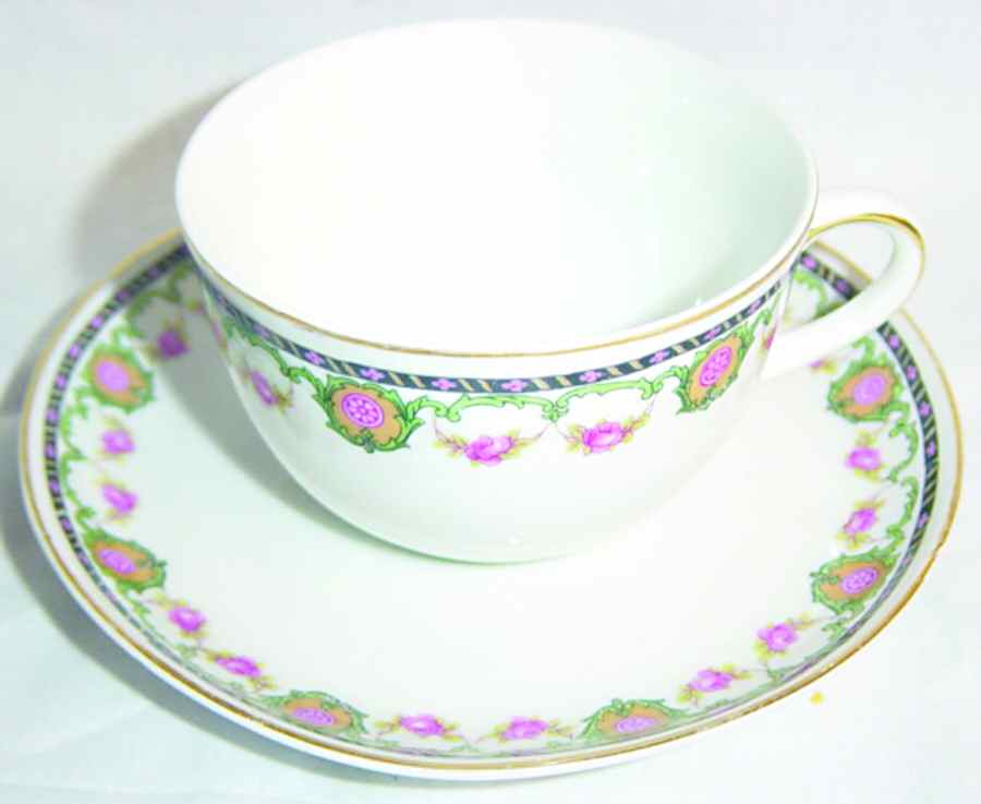SCR301 Flat Cup & Saucer Set by Scherzer-1
