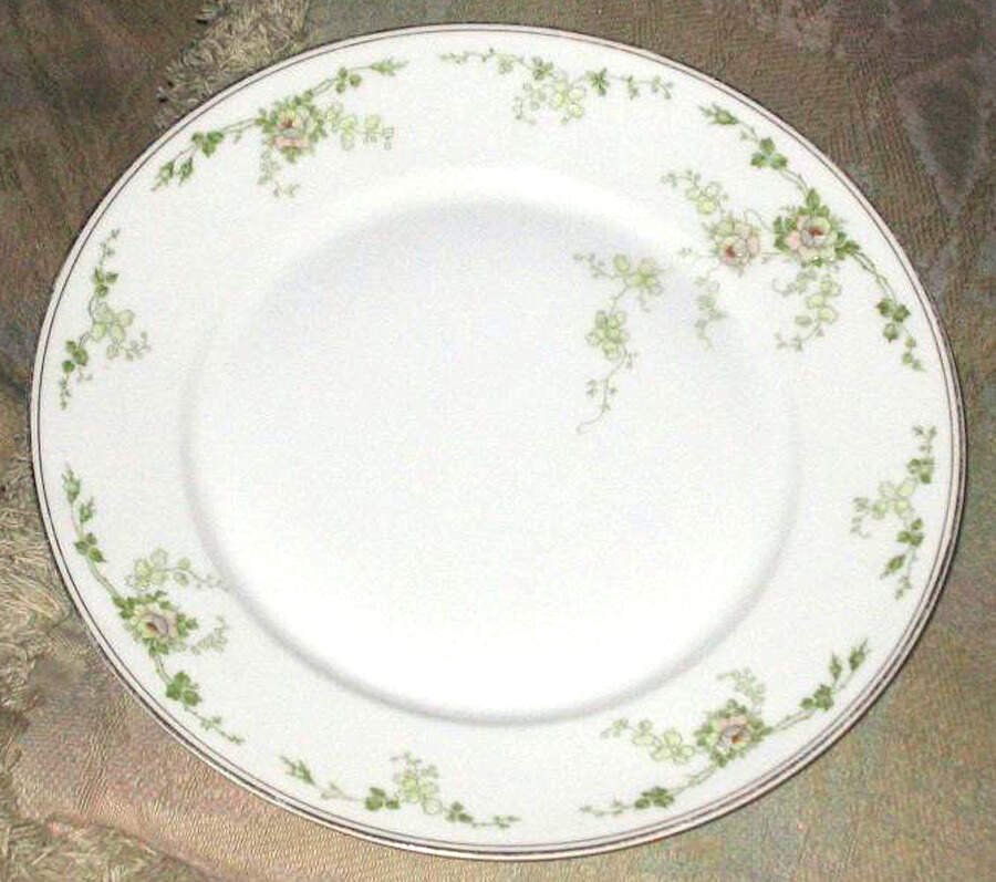 8539 Dinner Plate by Scherzer-1