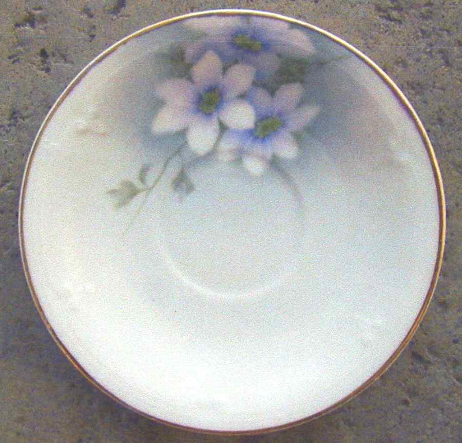 SCR340 Saucer by Scherzer-1