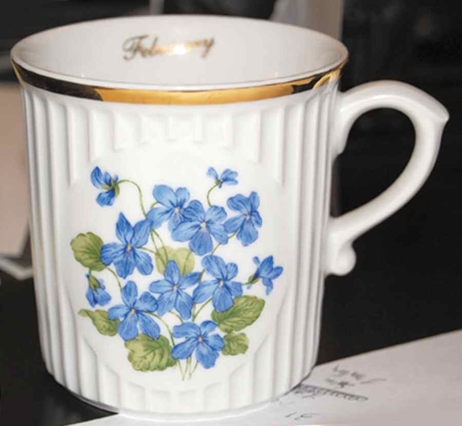 Flower of the Month Mug by Zwiebelmuster-1