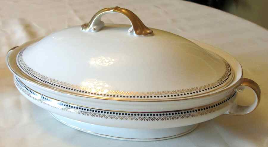 9311 Oval Covered Vegetable by Scherzer-1