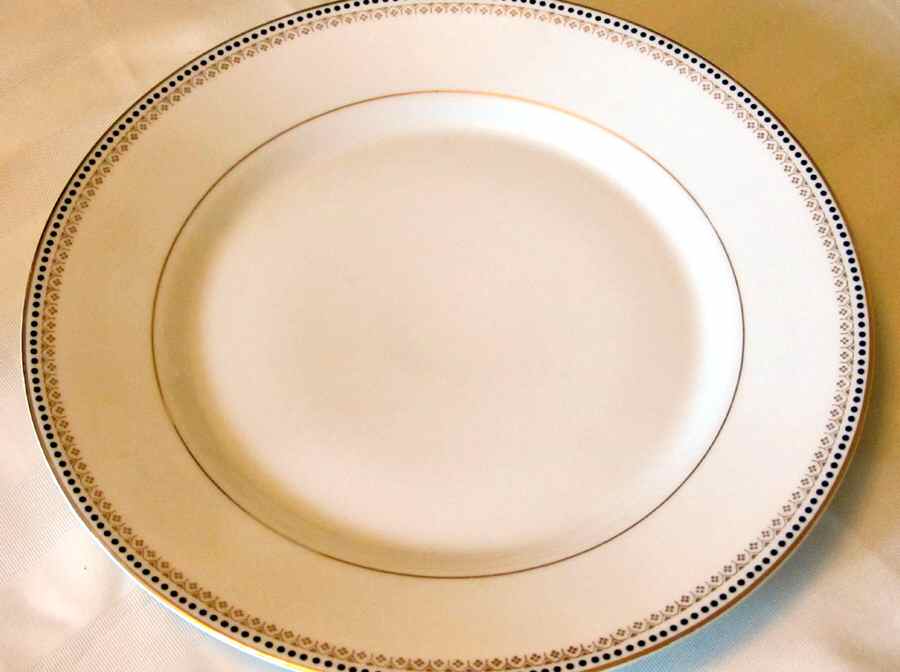 9311 Dinner Plate by Scherzer-1