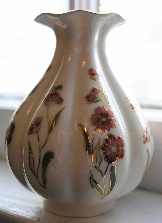 5238-069 Bud Vase by Zsolnay-1