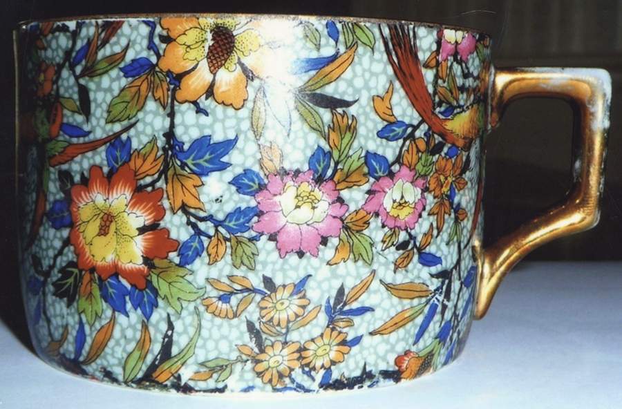 ZSO9 Flat Cup by Zsolnay-1