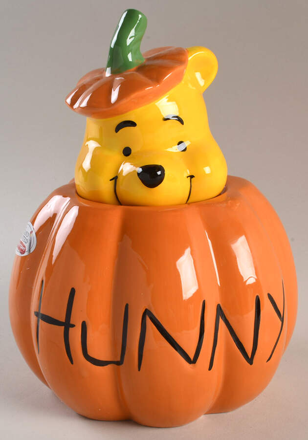 Winnie the Pooh (Figural) Figural Cookie Jar & Lid by Zrike-1