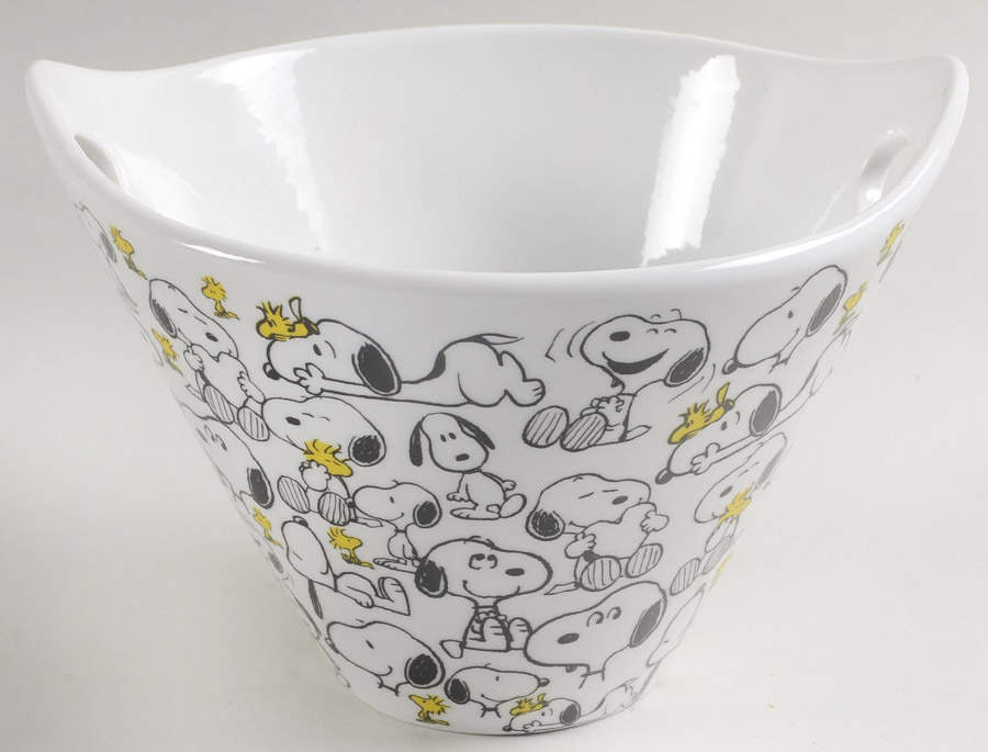 Peanuts Noodle Bowl by Zrike-1
