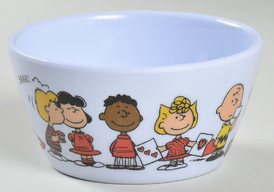 Peanuts Melmac/Melamine Fruit Bowl by Zrike-1