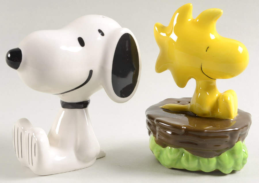 Peanuts Floral Figural Salt & Pepper Set by Zrike-1