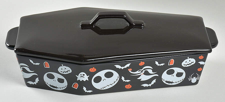 Nightmare Before Christmas 2 Qt Coffin Shaped Figural Baker & Lid by Zrike-1