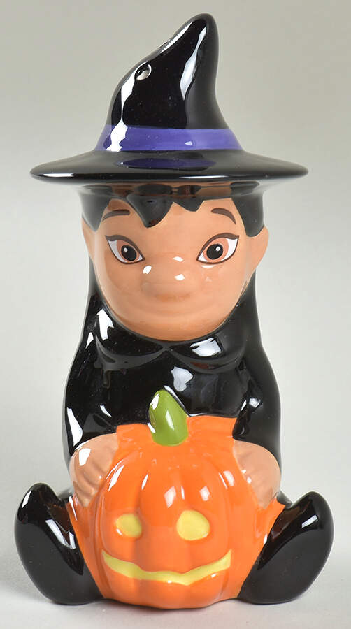 Stitch Figural Salt Shaker by Zrike-1