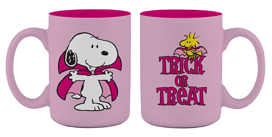 Peanuts Halloween Mug by Zrike-1