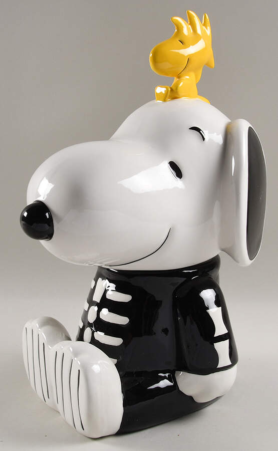 Peanuts Halloween Figural Cookie Jar & Lid by Zrike-1