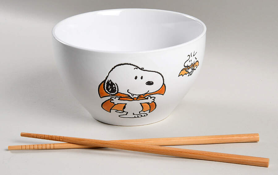 Peanuts Halloween Noodle Bowl & Chopsticks Set by Zrike-1