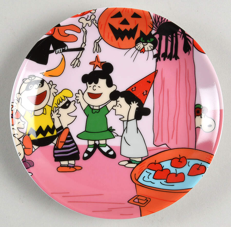 Peanuts Halloween Appetizer Plate by Zrike-1
