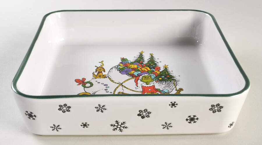 The Grinch (Miscellaneous) 9" Square Baker by Zrike-1