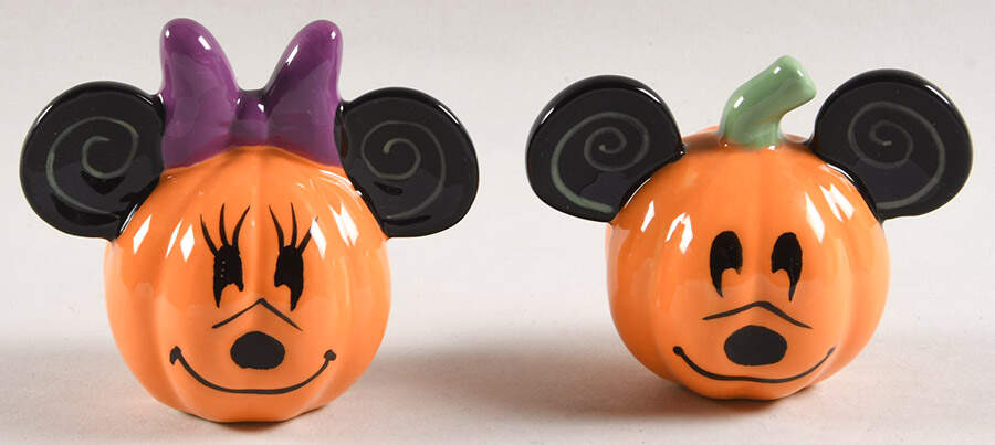 Mickey Pumpkin Figural Salt and Pepper by Zrike-1