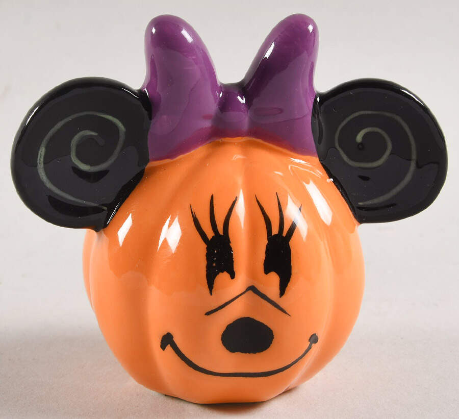 Mickey Pumpkin Figural Pepper Shaker by Zrike-1