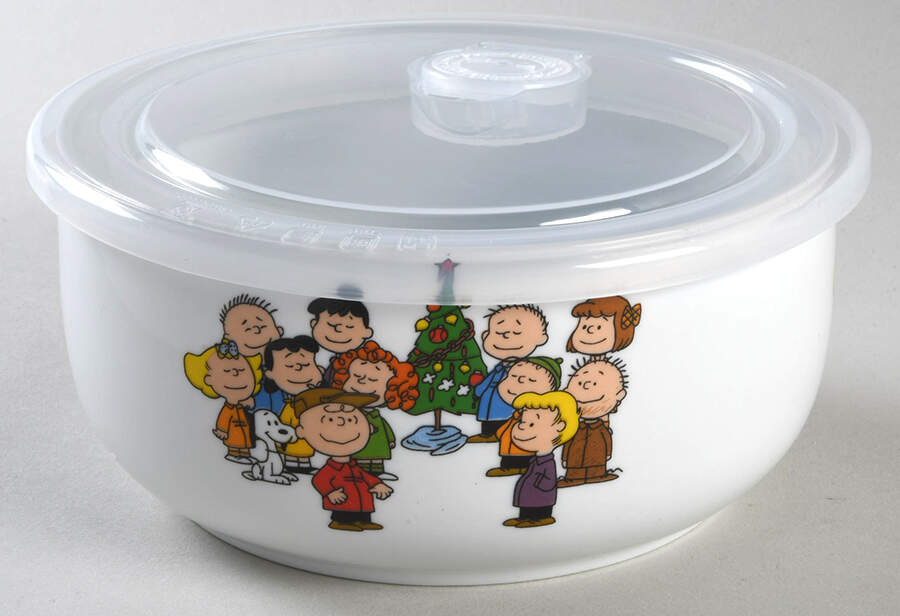 Peanuts Christmas 26 Oz Round Plastic Microwave Bowl & Vented Lid by Zrike-1