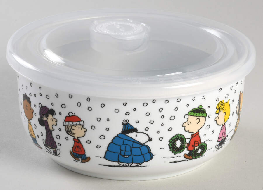 Peanuts Christmas 16 Oz Round Plastic Microwave Bowl & Vented Lid by Zrike-1