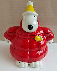 Peanuts Christmas Figural Cookie Jar & Lid by Zrike-1