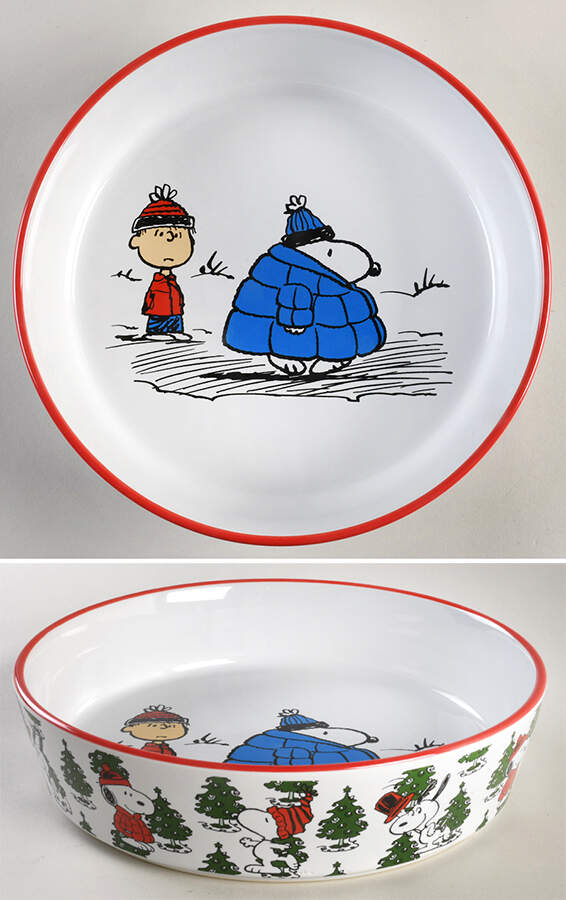 Peanuts Christmas 9" Round Baker by Zrike-1
