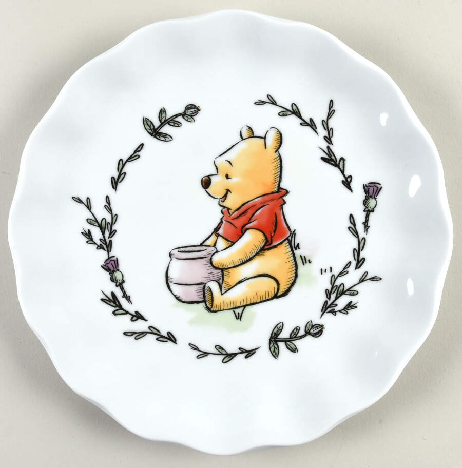 Winnie the Pooh Walk Along Dinner Plate by Zrike-1