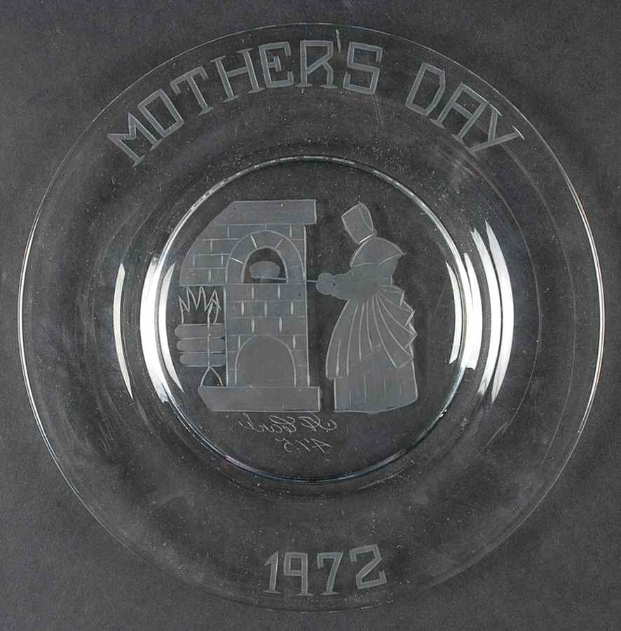Mother's Day Plate Mother's Day - No Box by American Crystal-1