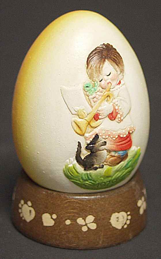 Anri Annual Egg-Ferrandiz Trumpeter - Boxed by Anri-1