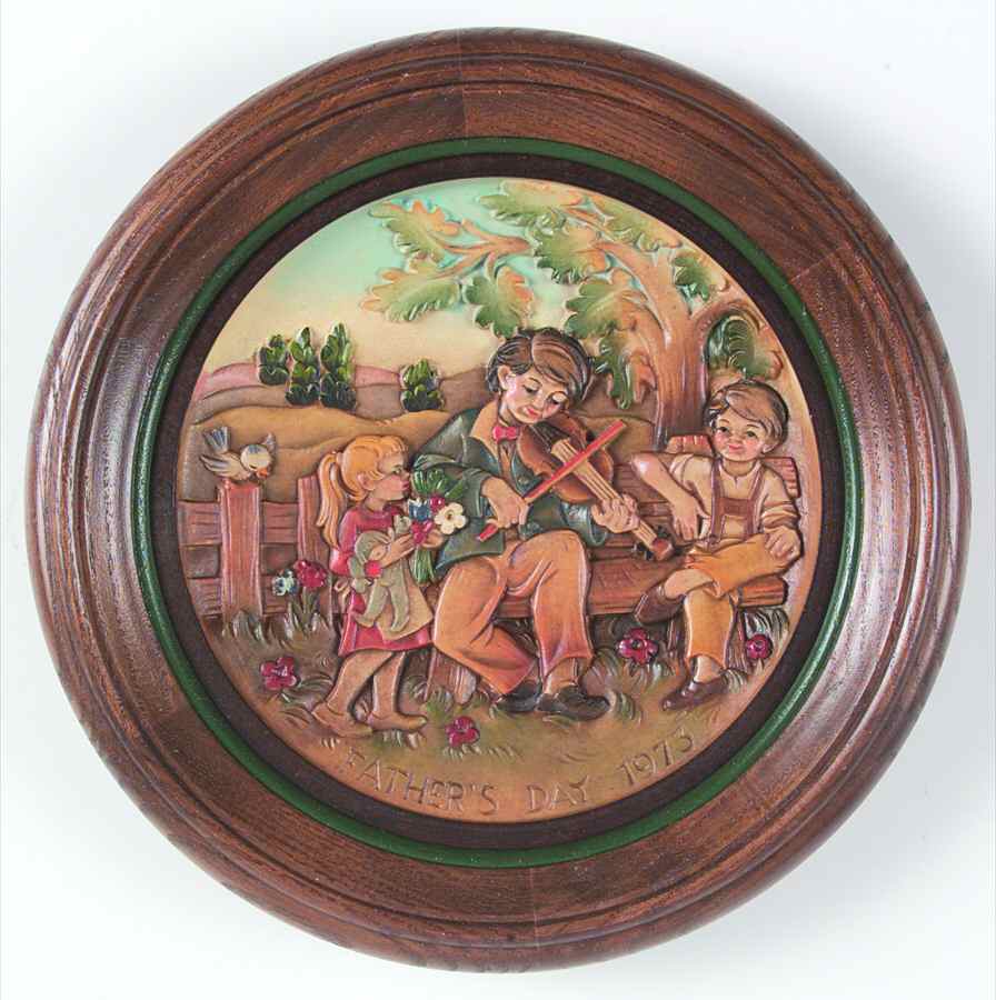 Father's Day Plate Alpine Father & Children - Boxed by Anri-1