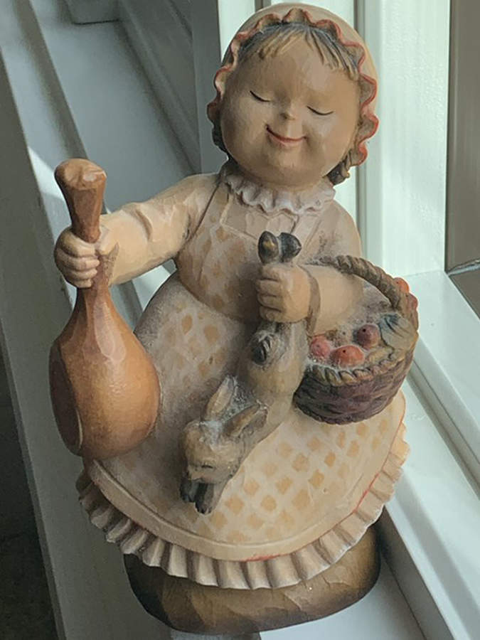 Ferrandiz Wood Figurines 6" The Good Life - With Box 108 by Anri-1