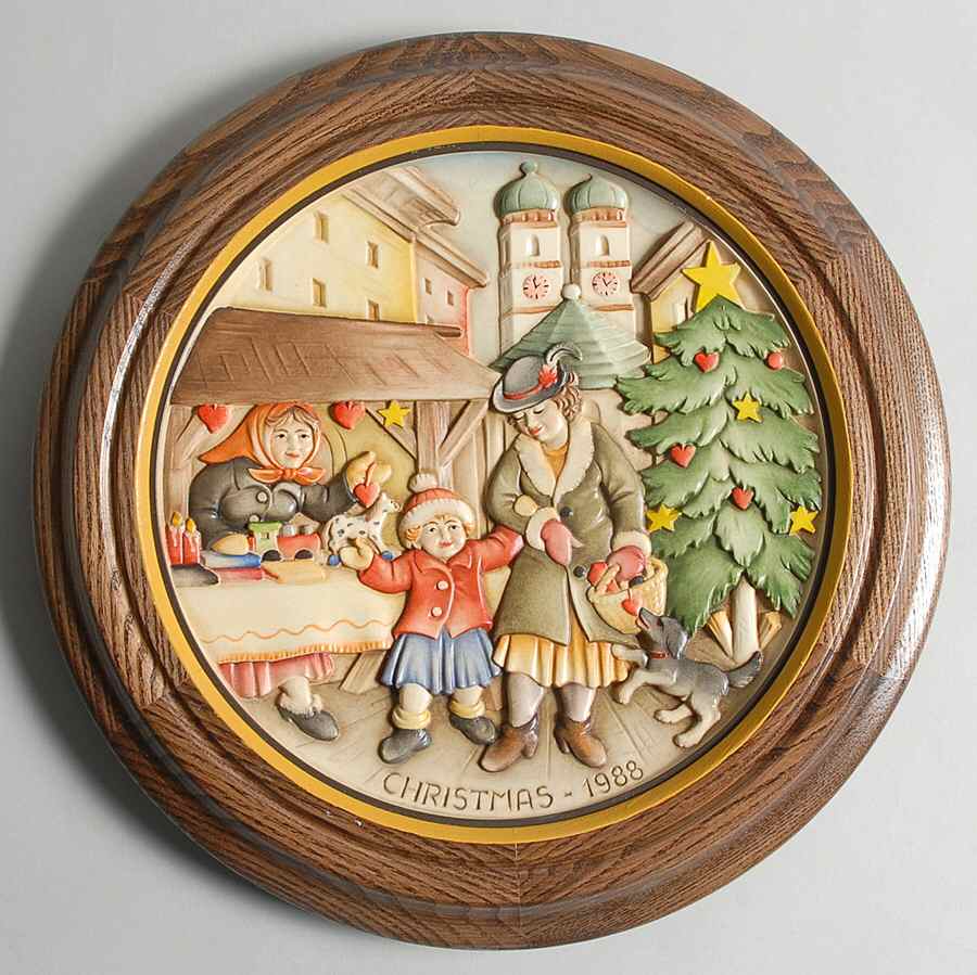 Anri Christmas Plate Christ Kindl Market - Boxed by Anri-1