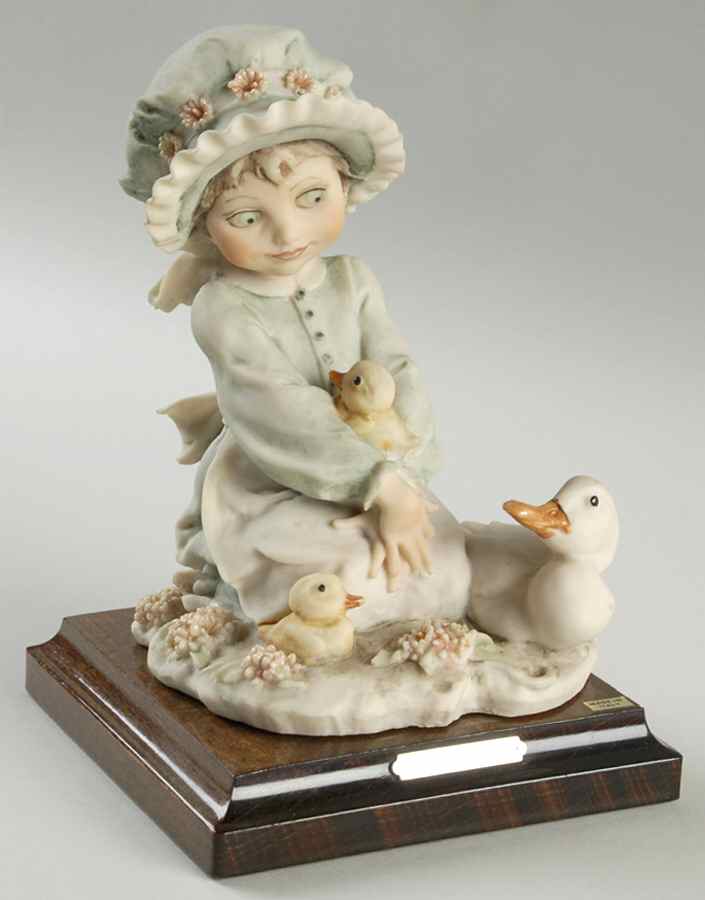 Gulliver's World Girl With Ducks - Boxed by Armani-1