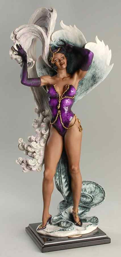 Cabaret Josephine - No Box by Armani-1