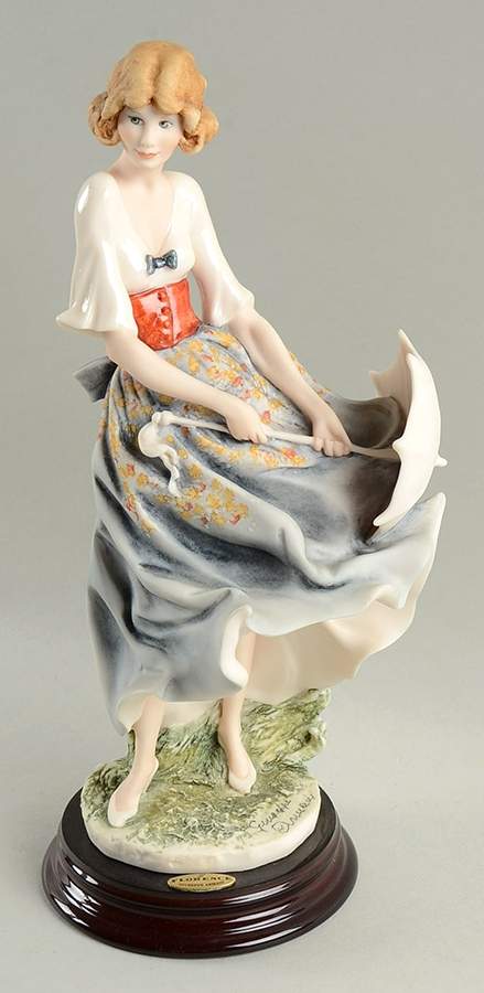 Figurine of the Year 2001-Mariah - Boxed by Armani-1