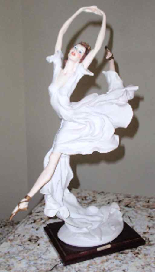 Ballet Grand Jete Solo - No Box by Armani-1