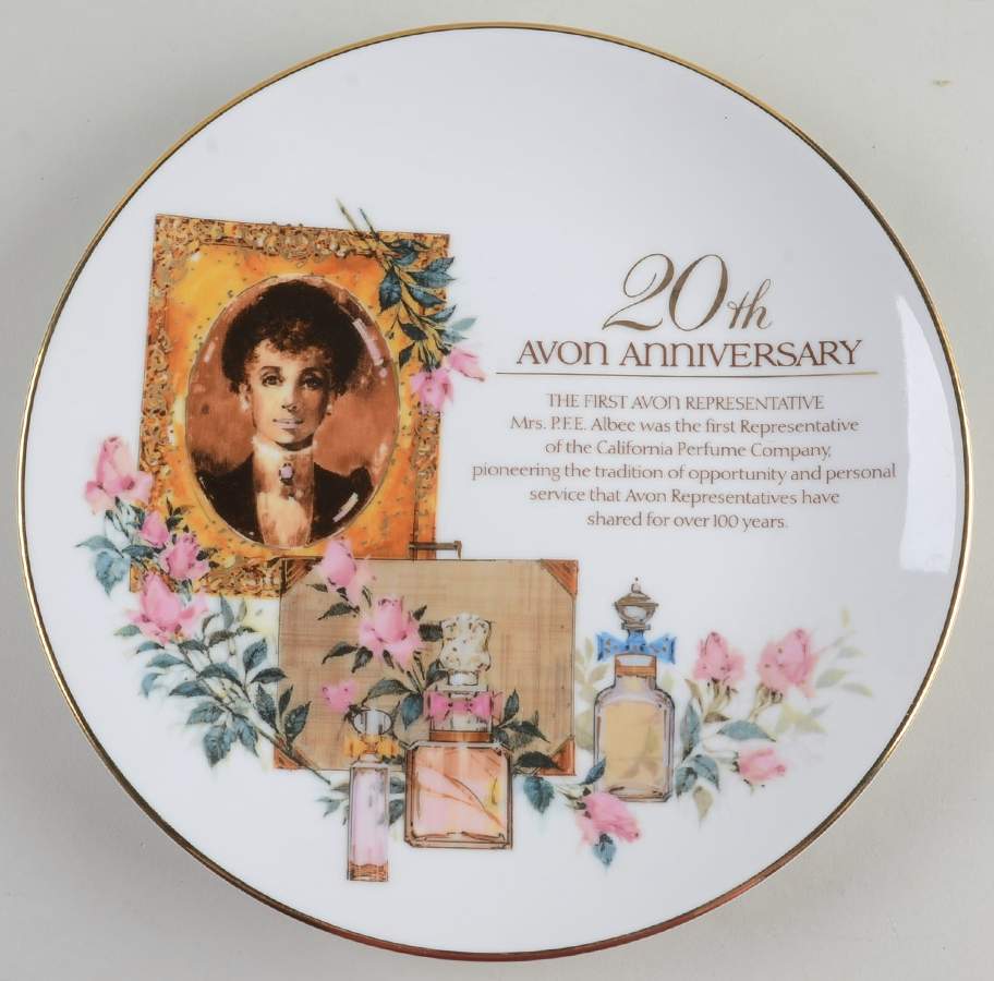 Avon Plates 20th Anniversary  - Boxed by Avon-1