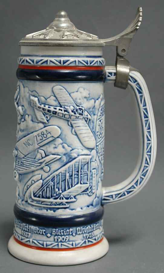 Avon Steins Flying Classic - Boxed by Avon-1