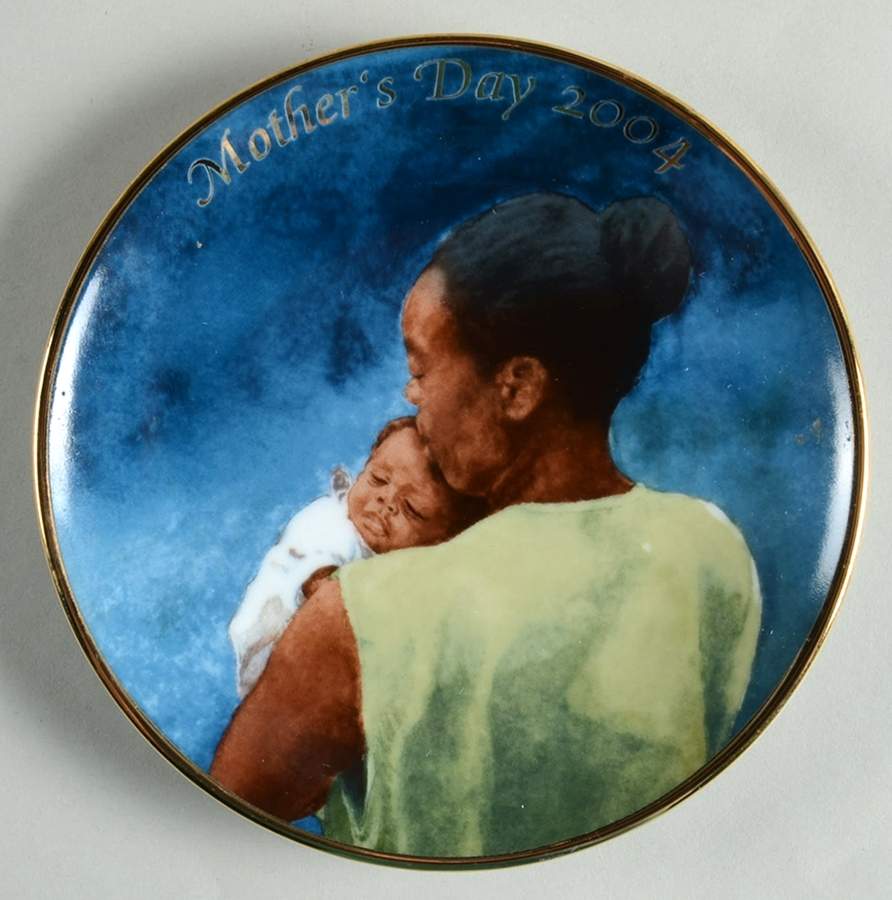Mother's Day Sleepy Time-African American - No Box by Avon-1