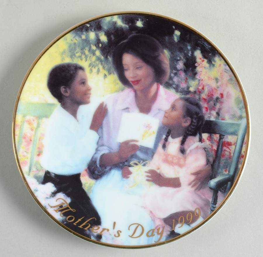 Mother's Day Pride And Joy-African American - Boxed by Avon-1