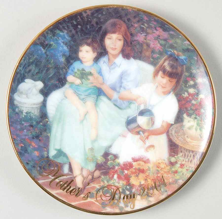 Mother's Day Blossoms Of Love-Caucasian - Boxed by Avon-1