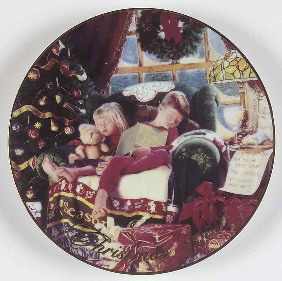 Christmas Plate Christmas Dreams-Caucasian - No Box by Avon-1