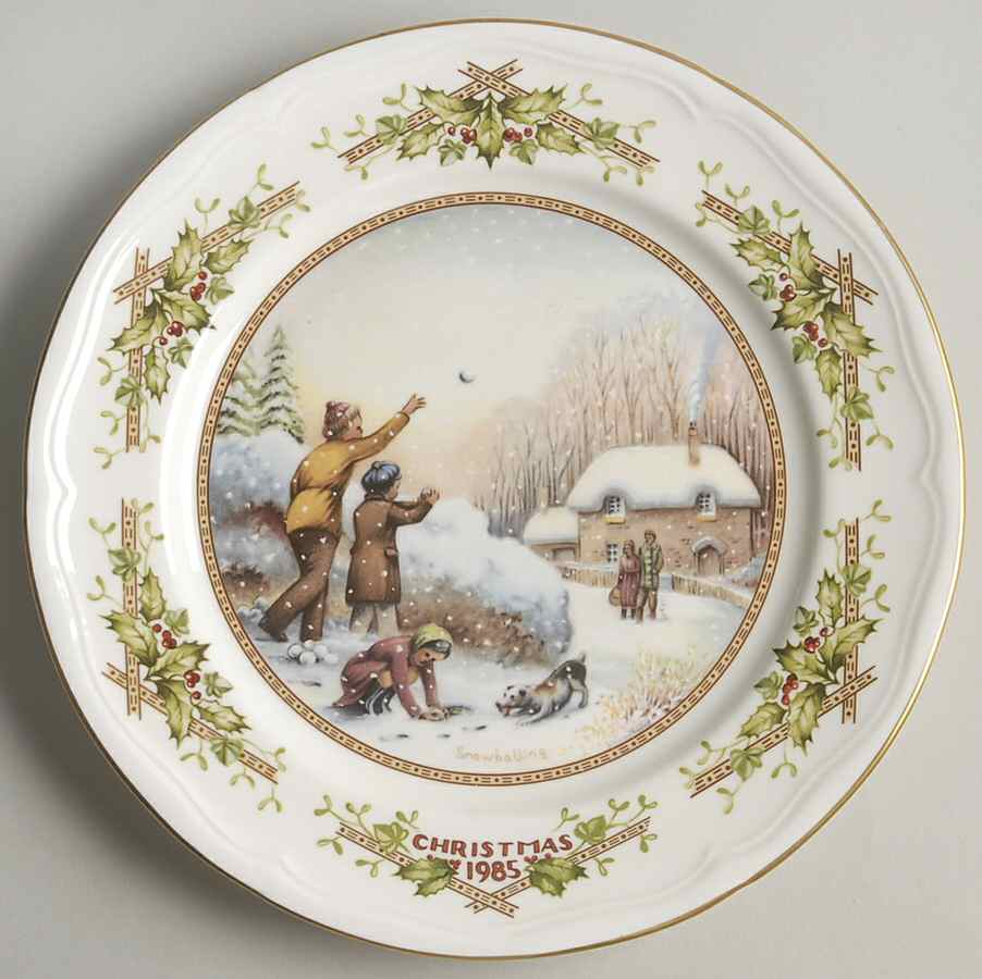 Aynsley Christmas Plate Snowballing - No Box by John  Aynsley & Sons-1