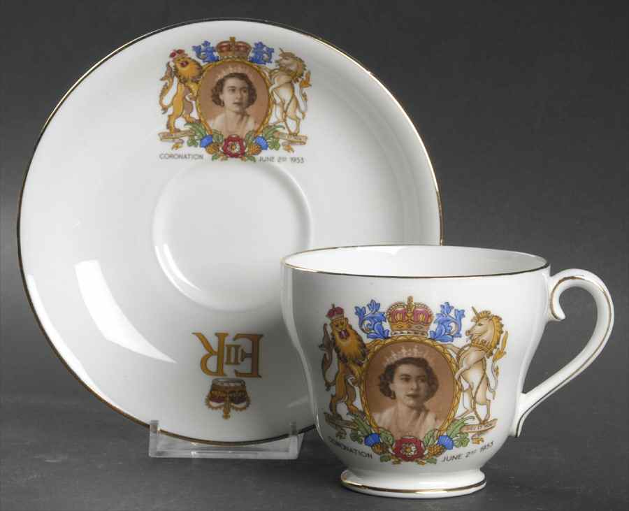 Aynsley Royalty Giftware Elizabeth Ii Coronation Cup & Saucer - No Box by John  Aynsley & Sons-1
